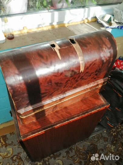 Швейная машина