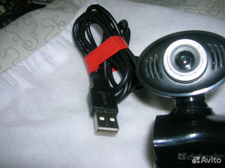 Продам Веб-камеру Defender G-lens 323 -1