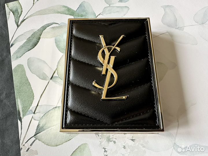 Тени YSL Couture Mini Clutch 400 Babylone Roses