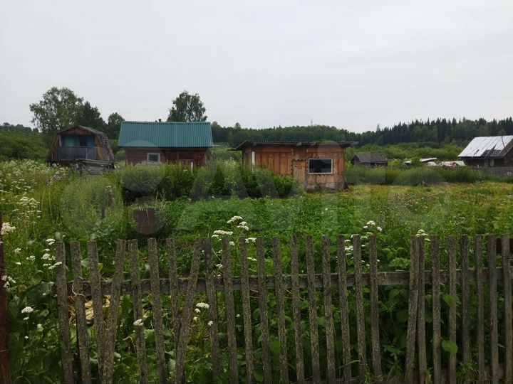 Дом 22 м² на участке 5 сот.