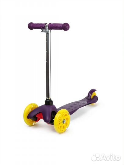 Новый трехколесный самокат