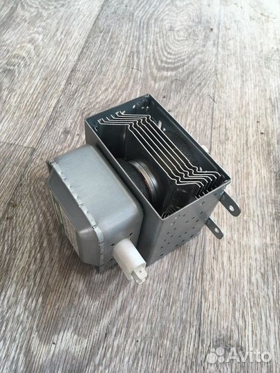 Магнитрон свч новый