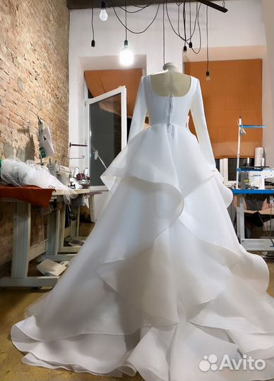 Свадебное платье