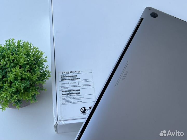 Apple MacBook Pro 16 2019 i7 16/512