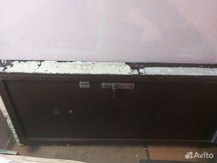 Продам входную дверь бу размер по коробке 2050х86