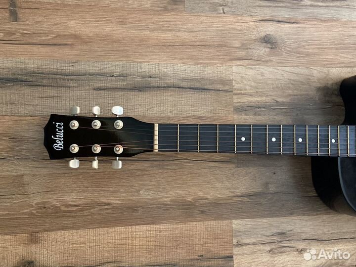 Гитара акустическая в отличном состоянии