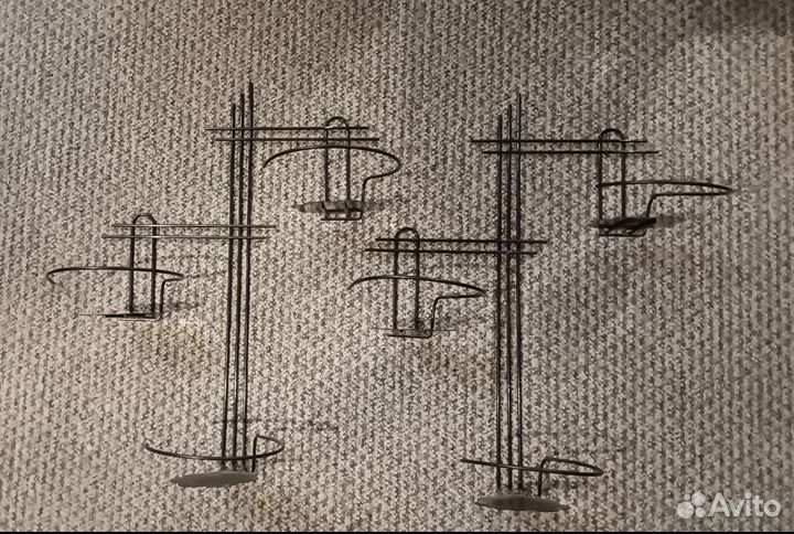 Металлическая подвесная полка для цветов