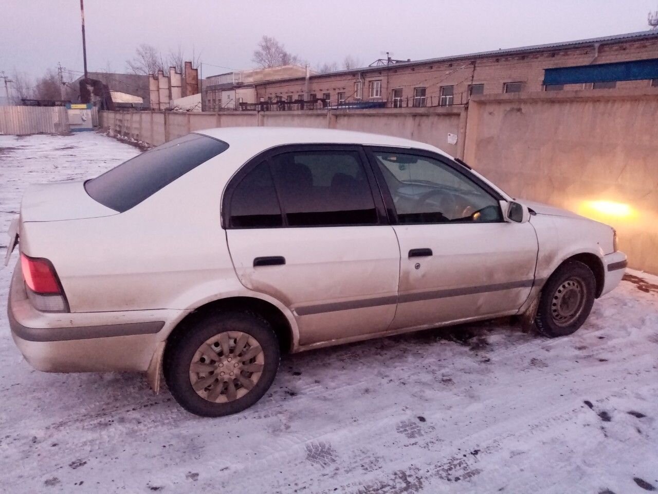 Toyota Corsa: фото владельца