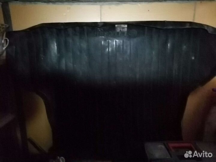 Коврик в багажник