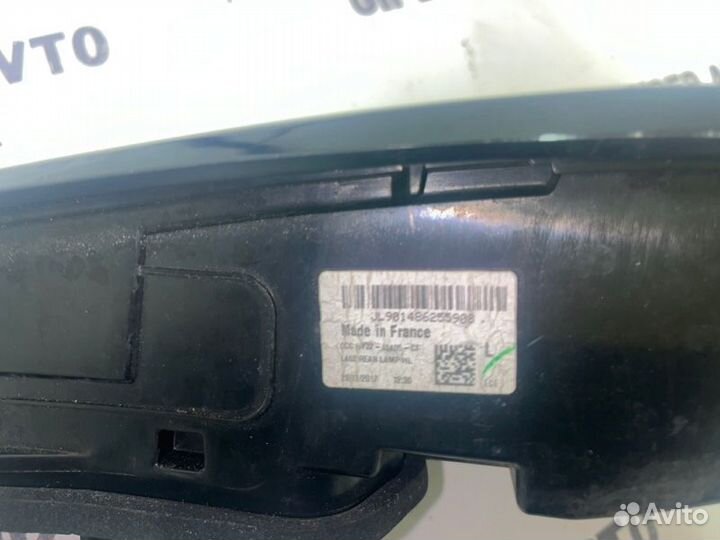 Фонарь задний на крыло задний левый Land Rover