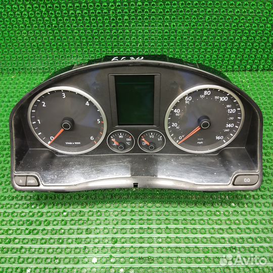 Volkswagen Tiguan 1 - Панель приборов