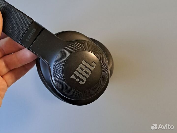 Наушники беспроводные JBL E55 BT