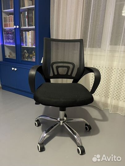 Компьютерное кресло