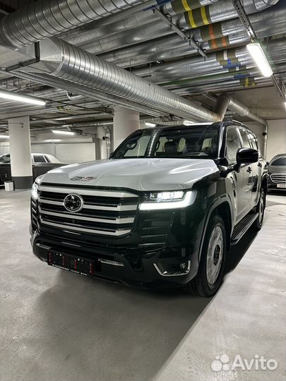 Toyota Land Cruiser 3.3 AT, 2023, 10 км