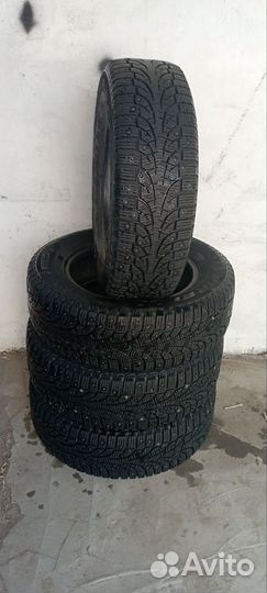 Pirelli Winter Carving Edge 215/65 R16 98T