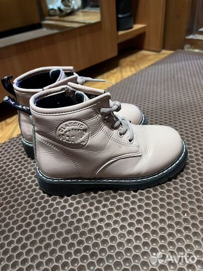 Ботинки для девочки 30