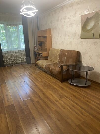 3-к. квартира, 79,9 м², 1/3 эт.