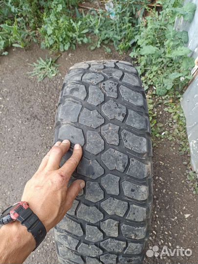 Bfgoodrich Mud-Terrain T/A KM2 265/75 R16 102