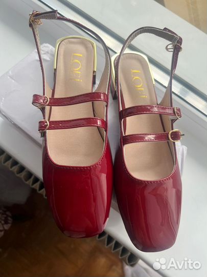 Туфли женские 39 размер новые