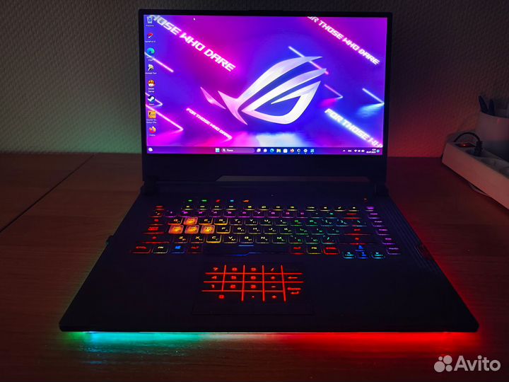 Asus ROG strix scar 15 RTX 2070 Super I7 24/1024