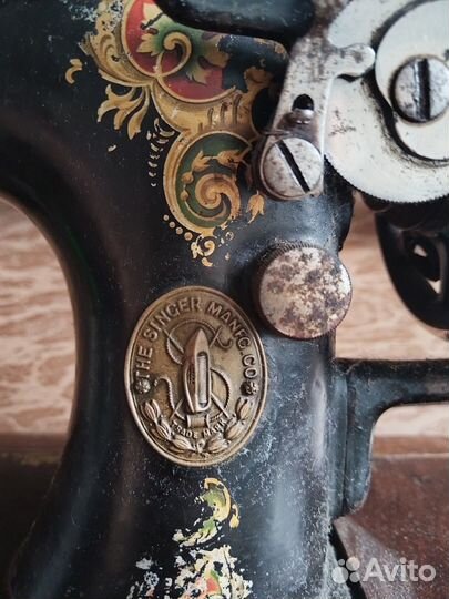 Швейная машина Singer