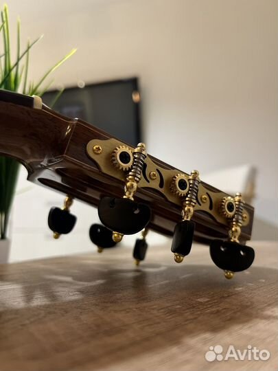 Гитара классическая новая