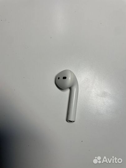 Apple Airpods 1 Правый наушник оригинал