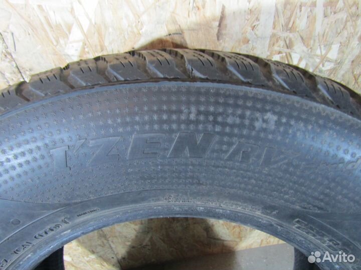 Kumho I'Zen RV Stud KC16 265/65 R17