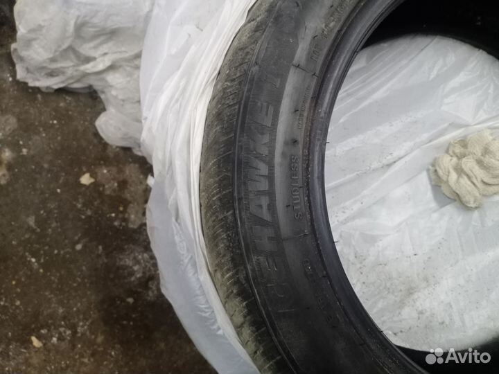Grenlander IceHawke 1 215/55 R18