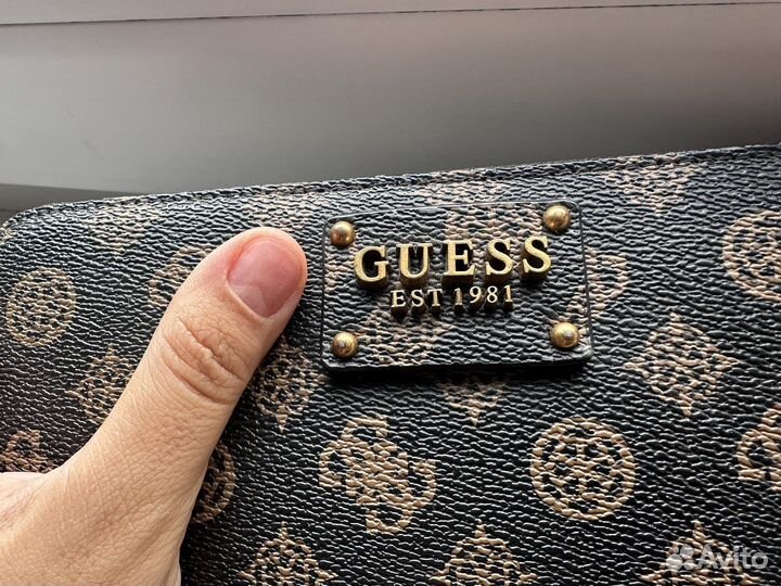 Кошелек guess