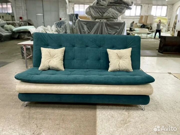 Диван со спальным местом / диван офисный