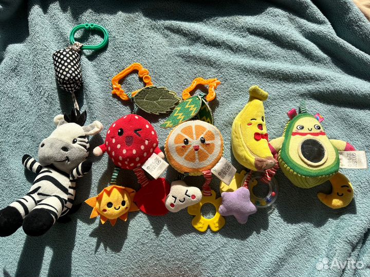 Подвесные игрушки zeimas