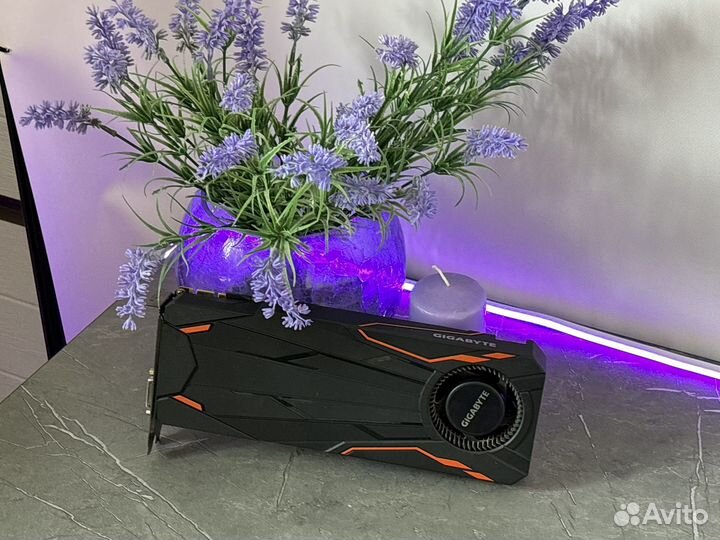 Видеокарта GTX 1080 8GB Gigabyte