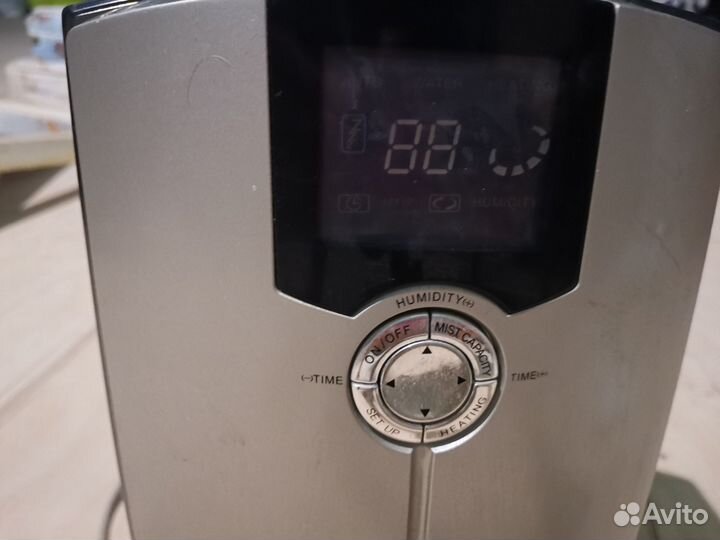 Увлажнитель воздуха Rolsen RAH-775 (серебристый)