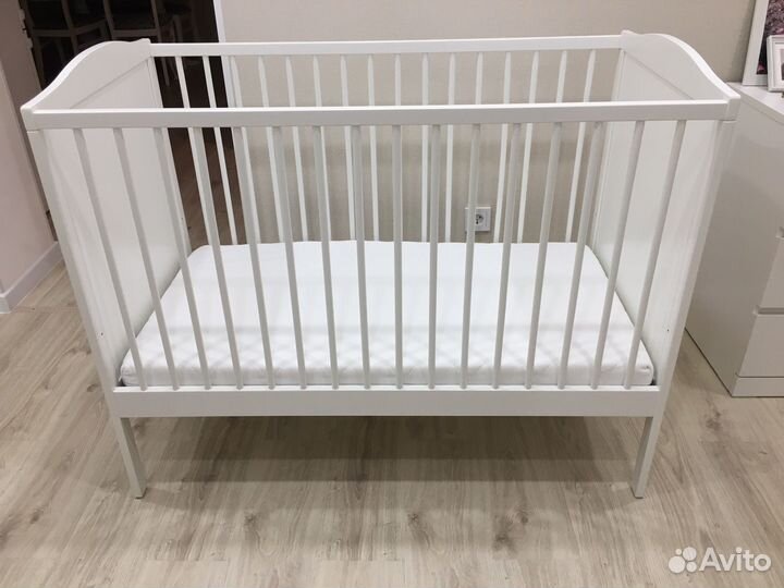 Детская кровать IKEA с матрасом