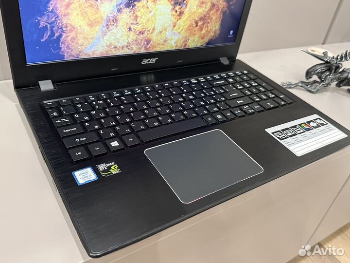 Acer i5 7gen/12gb/ssd+1.5tb/GTX950/Full HD