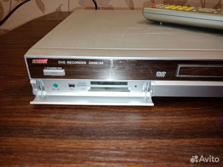 Продам DVD Recorder BBK