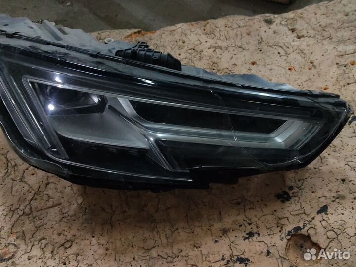 Фара audi A4 B9