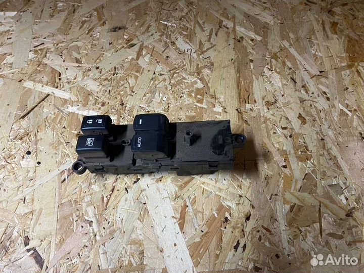 Блок стеклоподъемников Suzuki Vitara 2LY