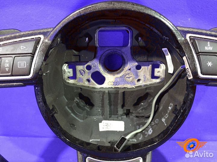 Руль Audi Q3 (8U) SUV cffb 2.0L 1968 куб.см