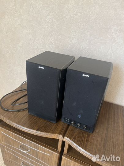 Колонки от музыкального центра