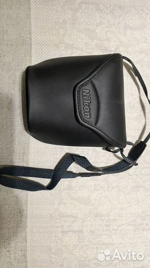 Бинокль Nikon Aculon T11 8-24x25