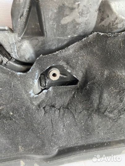 Воздухозаборник Bmw 5 E60 M57D30 2004