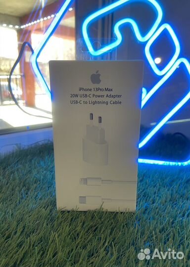 Быстрая зарядка на iPhone 20w +Бесплатная доставка