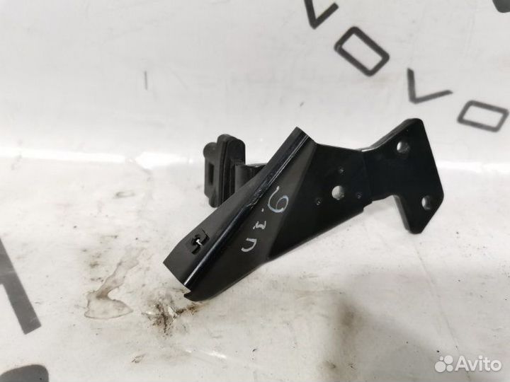 Кронштейн Прав. Audi A4 (B8, 8k5) 2007-2015