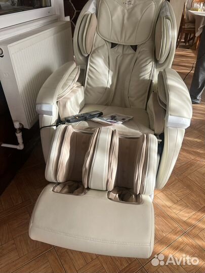 Массажное кресло Casada Skyliner cream
