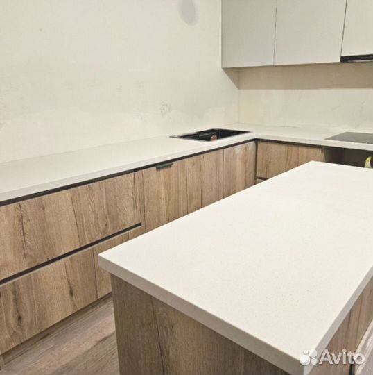 Столешница из камня кварцевый агломерат