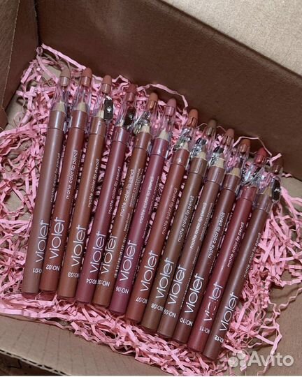 Матовые карандаши для губ