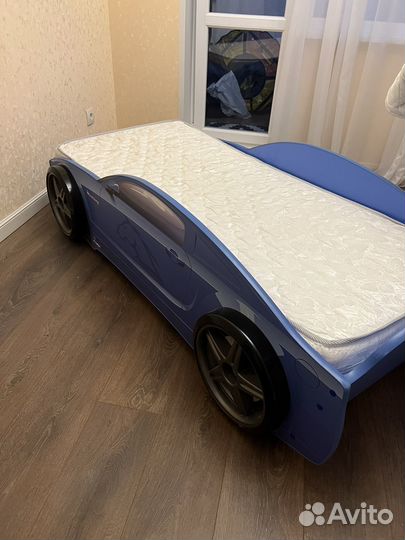 Кровать машинка с матрасом б/у