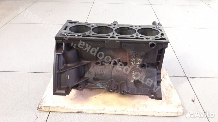 Блок двигателя 1.6 бензин k4m976 Duster Modus